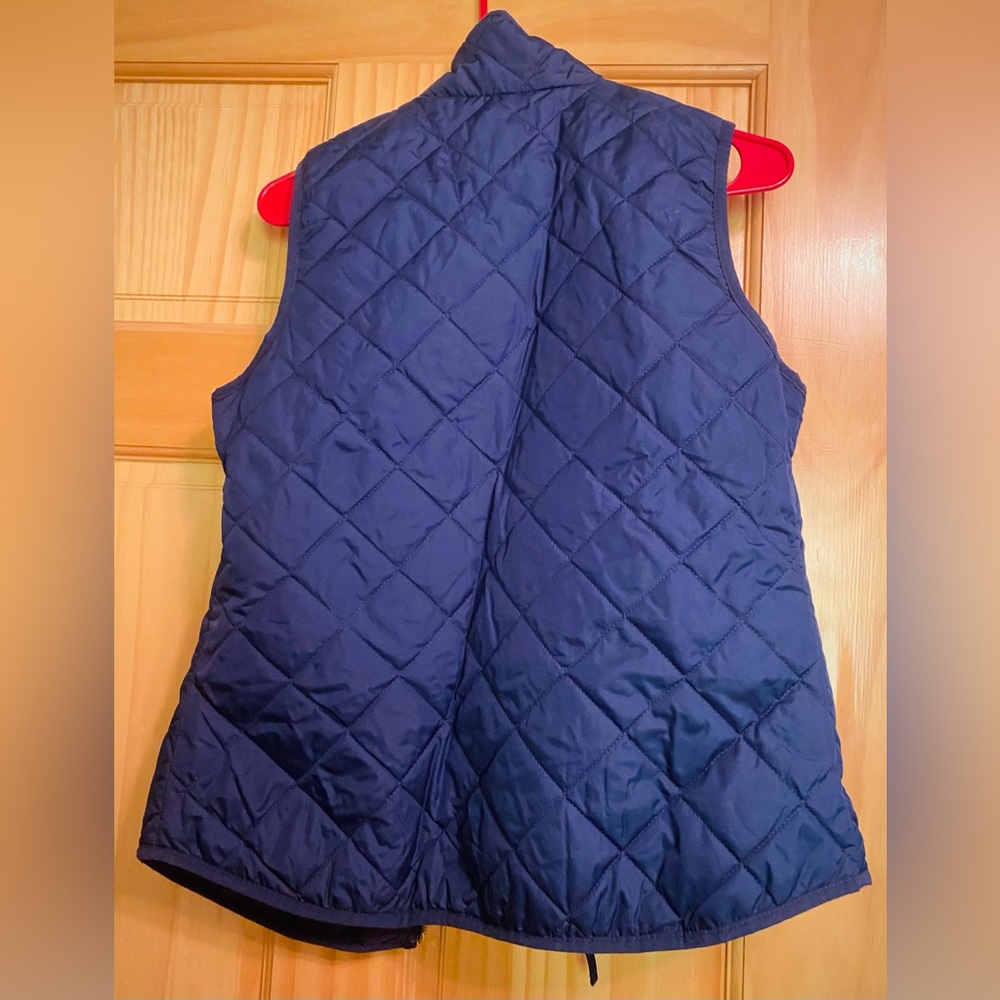 Vest - Picture 2 of 3